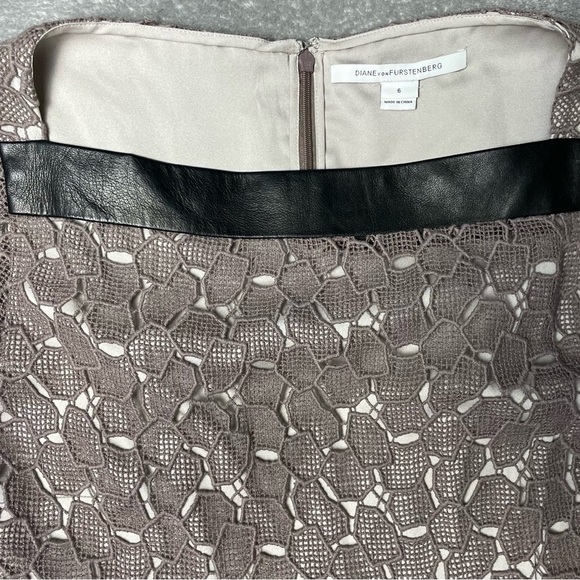 Diane Von Furstenberg Dress Women’s 6 Taupe Sarita Pebble Lace Leather Party - Picture 12 of 13